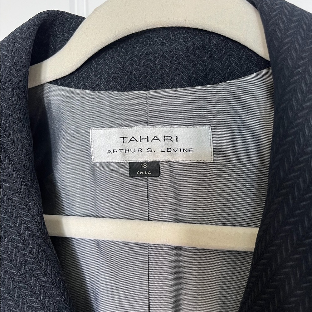 NWT Tahari Double Breasted Patterned Blazer Plus Size - Black Size 18 CB 141 - Picture 3 of 12
